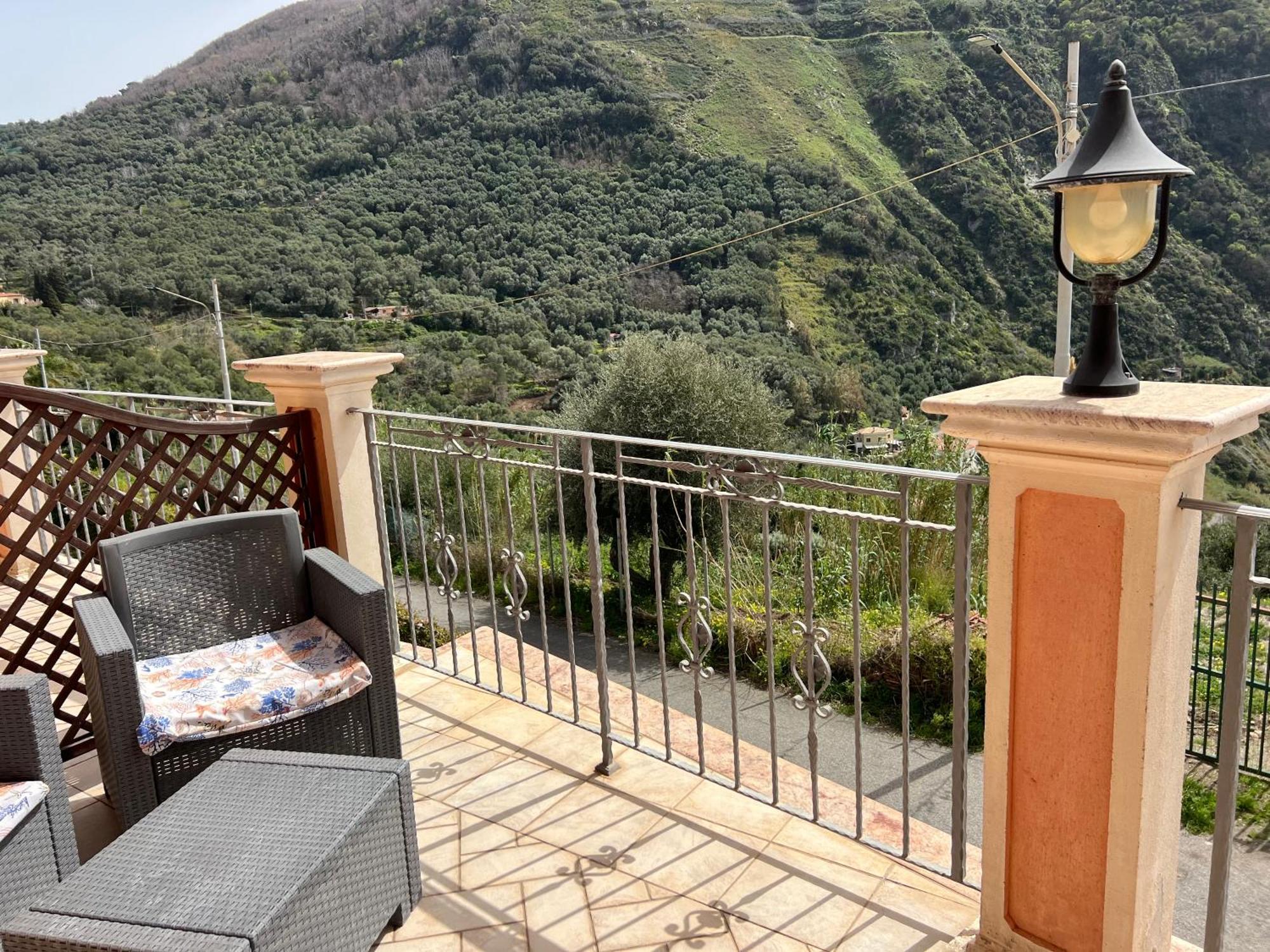 La Marinella Apartment *